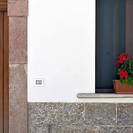 Santa Lucia, 3*