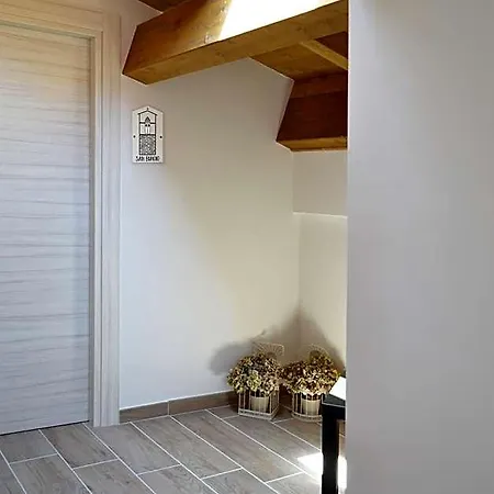 Santa Lucia, 3*