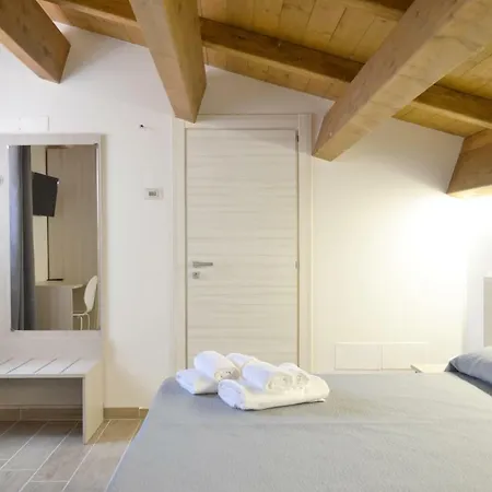 Santa Lucia, Bed and breakfast